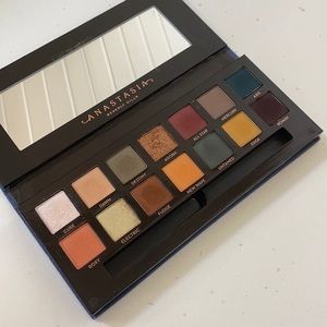 Anastasia Beverly Hills Subculture Eyeshadow
